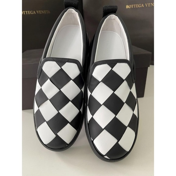 Bottega Veneta Shoes - BOTTEGA VENETA 578393 Womens Bicolor Intrecciato Black/White Sneaker Shoe Eur 38